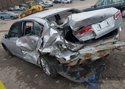 2011 Honda Accord 2.4 Ex-L from USA, damaged, VIN 1HGCP2F83BA148286